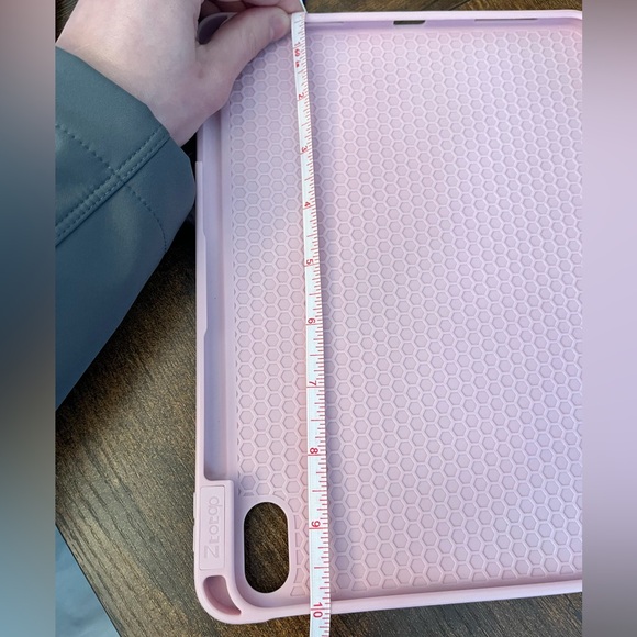 IPad Case, Hard Trifold Marbled Pink - Picture 6 of 9